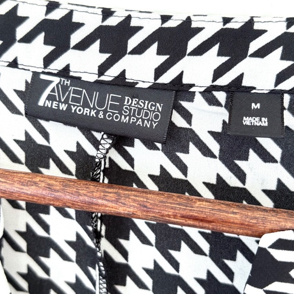 NY & Company 7th Avenue Houndstooth Blouse Black White Women’s Medium - Picture 3 of 4